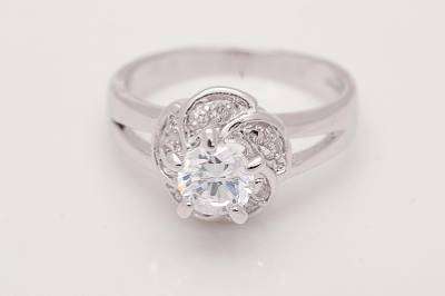 9K White Gold Filled White Sapphire Engagement Ring Gift Jewellery SizeP